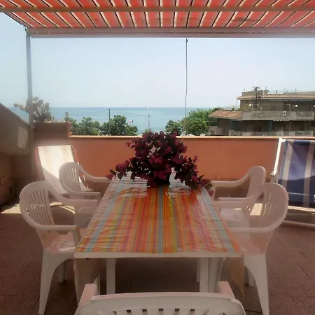 Casa Le Ancore Apartment *